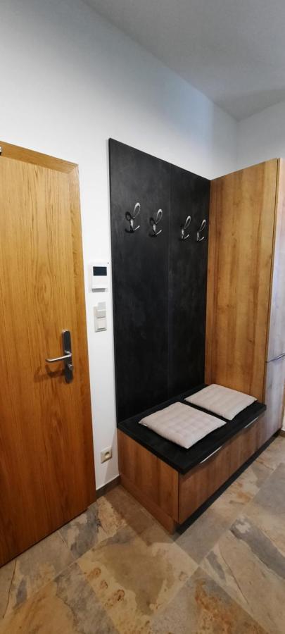 Apartman Kollar 2 *